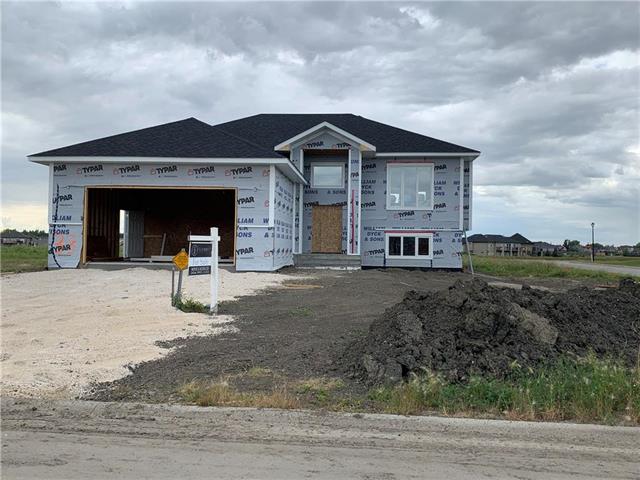 Beautiful new home - 33 Hawthorne Way - Niverville